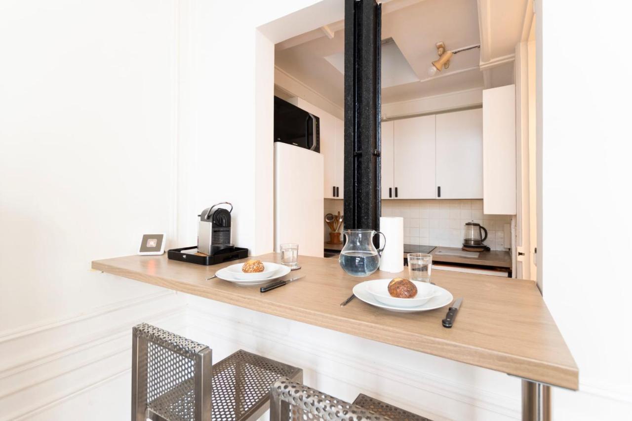 Guestready - Lovely Bright Flat With Private Patio Париж Экстерьер фото